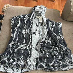 Lightweight sweater by Roxy